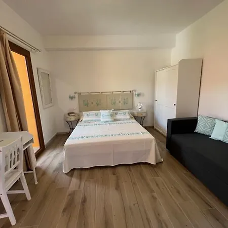 Casa Fanni- Pensión Villasimius